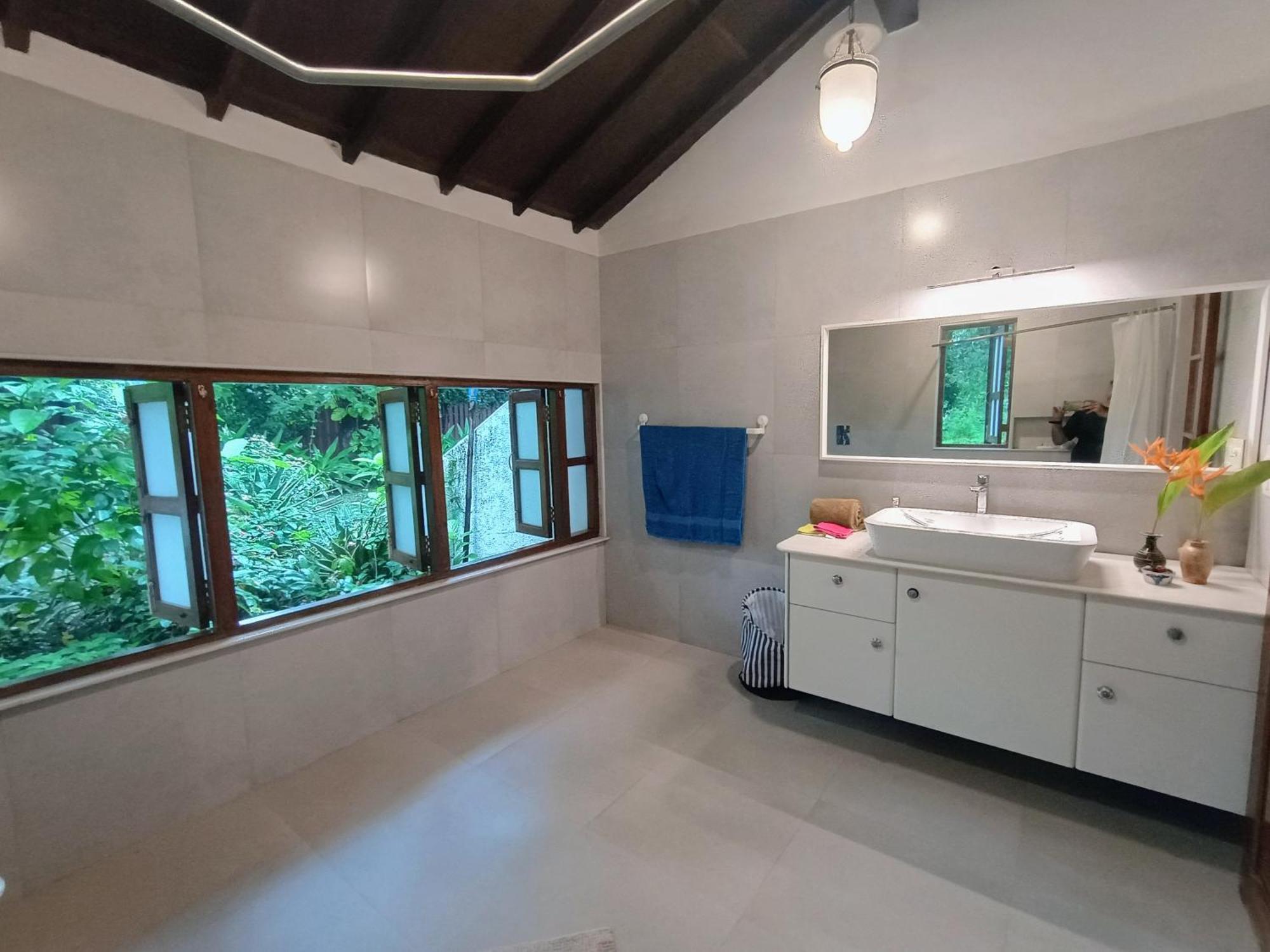 Banyan House - Luxurious 4 Bedroom Villa On One Acre, Near The Beach Нагаон Екстериор снимка
